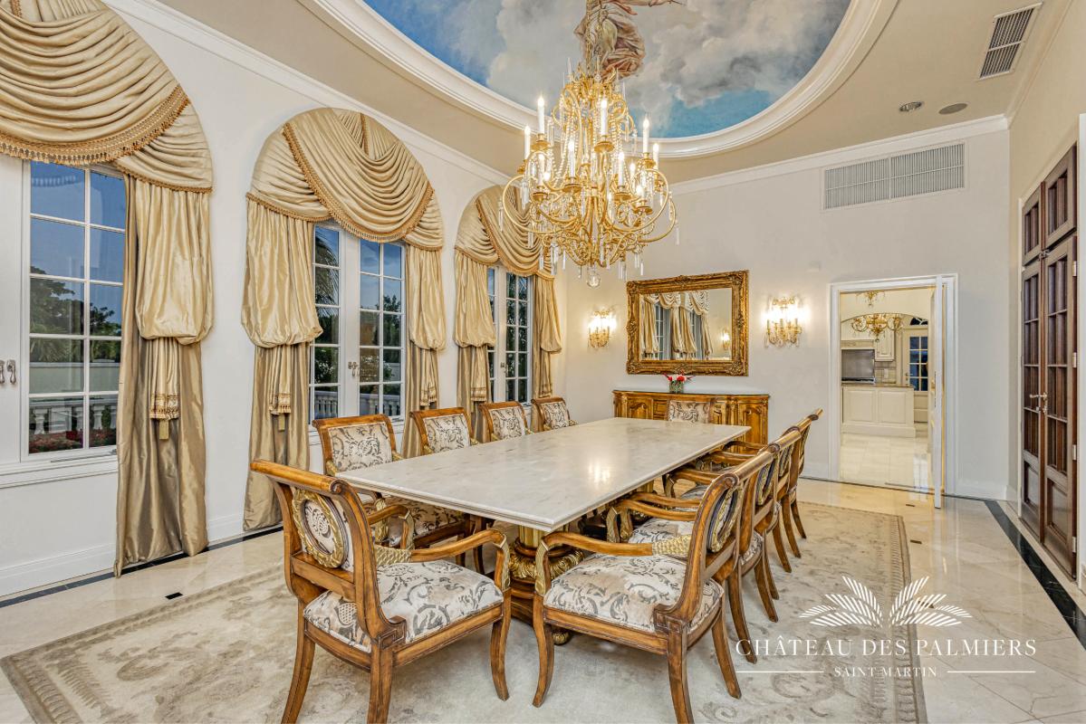 10.Location villa Chateau des Palmiers accés mer Terres Basses Saint Martin_salle à manger